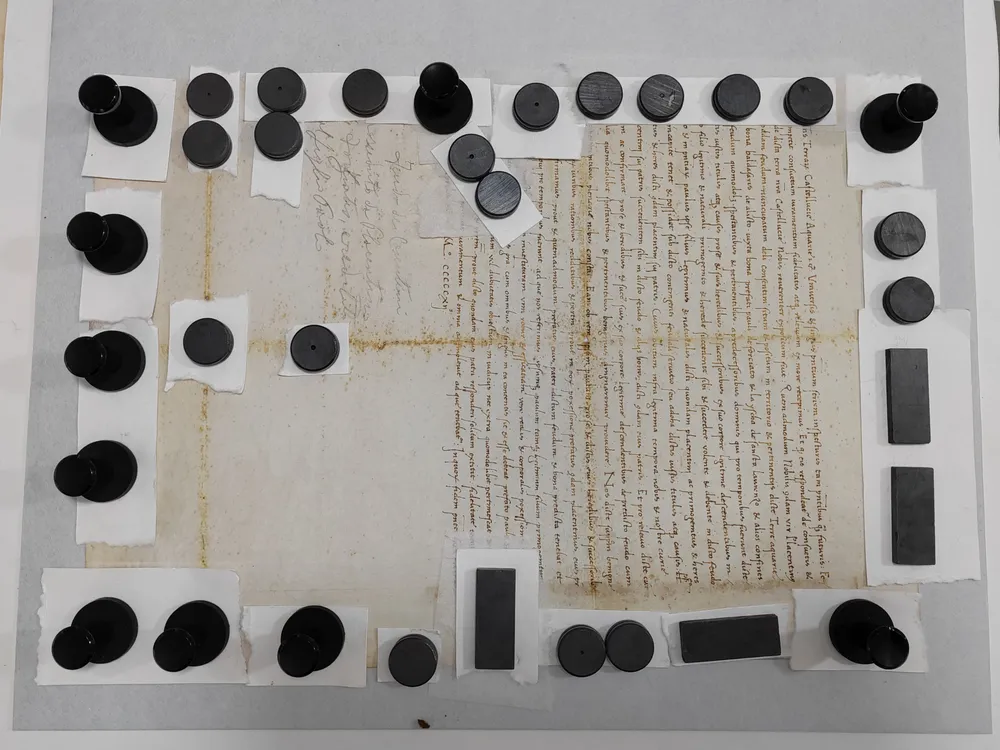 Restauro carteggio diplomatico